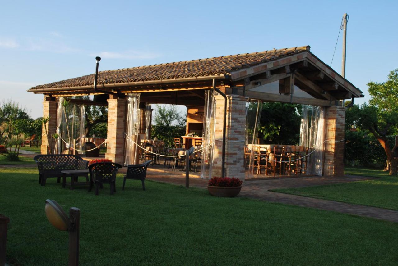 Casale Papa Country Village Loreto Exterior foto